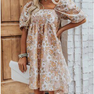 Storia Buckeye Babydoll floral dress